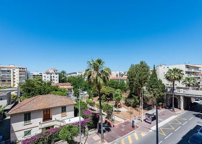 Beau Veranda A Deux Pas De La - Parking Inclus Apartman Juan-les-Pins